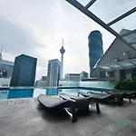Premium Suites At Lot 163 Fraser Place Klcc